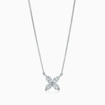 Collar con dije infinito